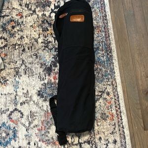 Pre-loved ELENTURE Yoga Mat Bag for Women & Men